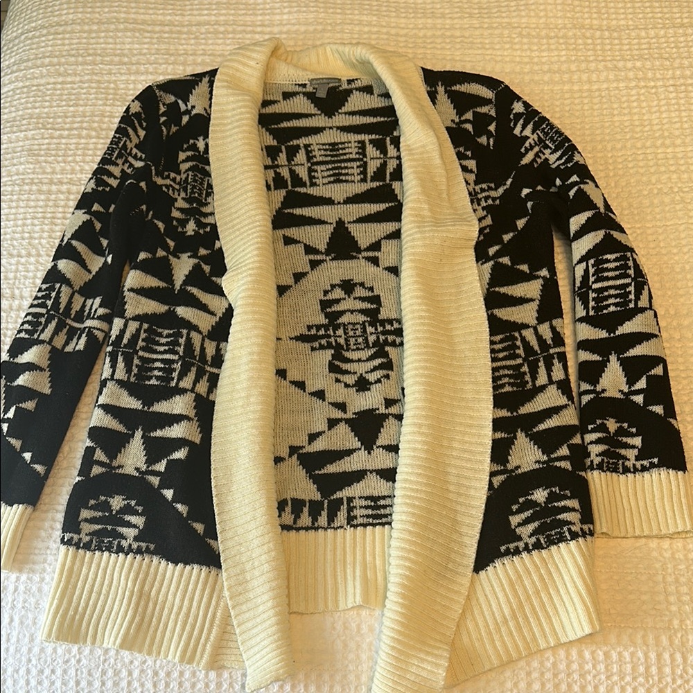 Charlotte Russe Black and Cream Cardigan Sweater with Geometric Pattern